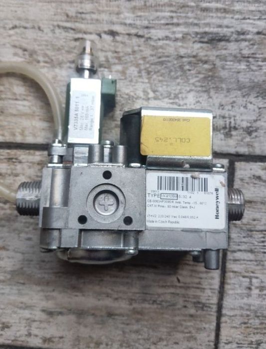 Газовий котел Ferroli F24