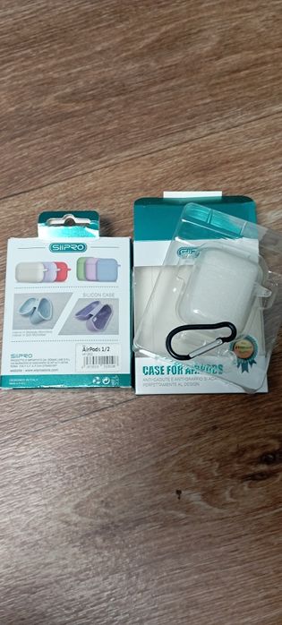 Чехол для наушников Apple