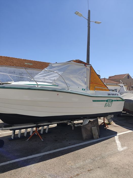 Vendo embarcação Baltt timoneiro 5.30