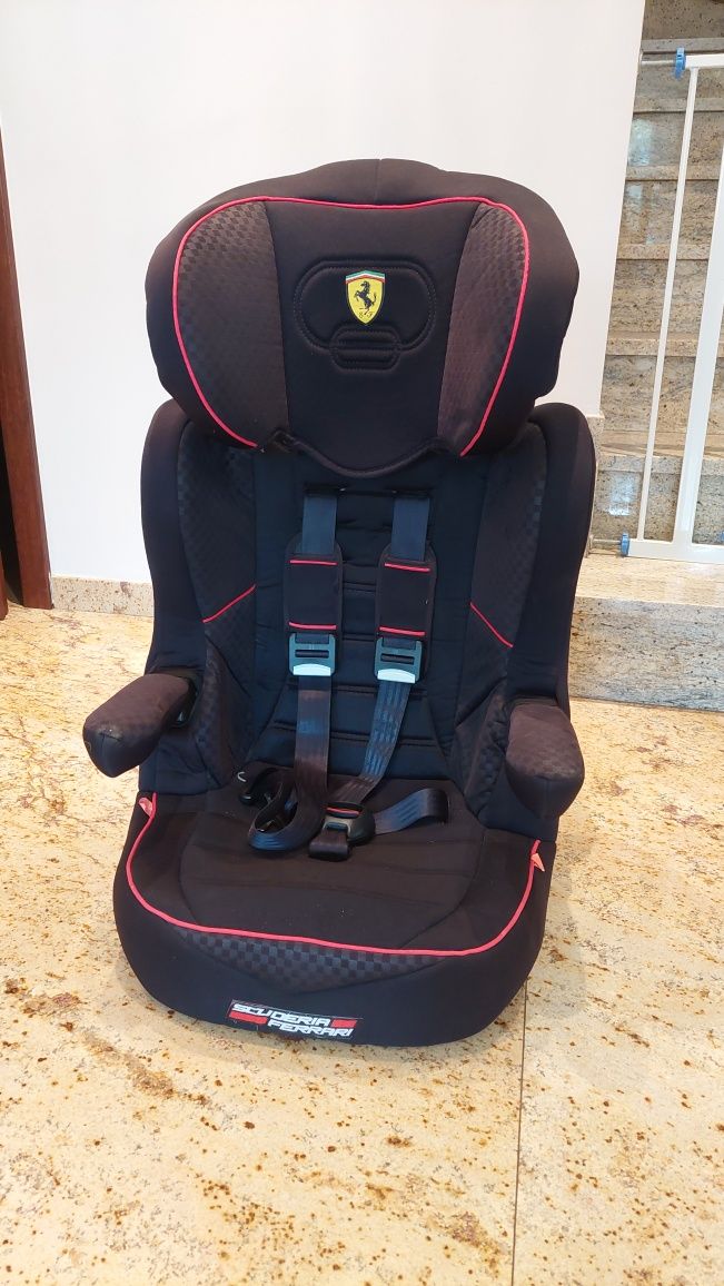Fotelik Ferrari 15-36 kg