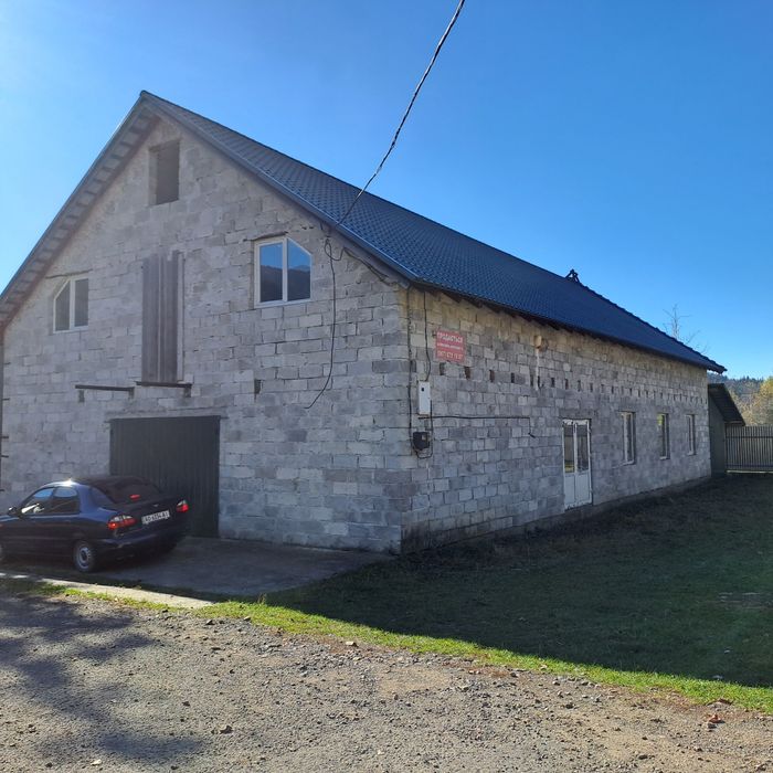 Продам комерційну будову в хорошій локації