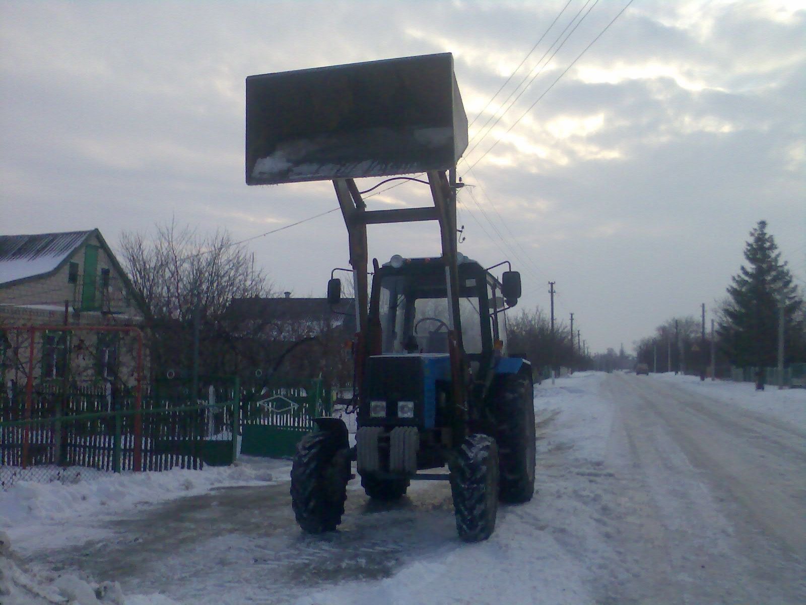 Фронтальный погрузчик