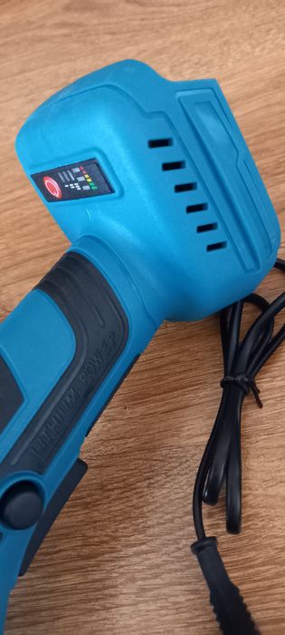Szlifierka kątowa "LITHIUM POWER",akumulatorowa.