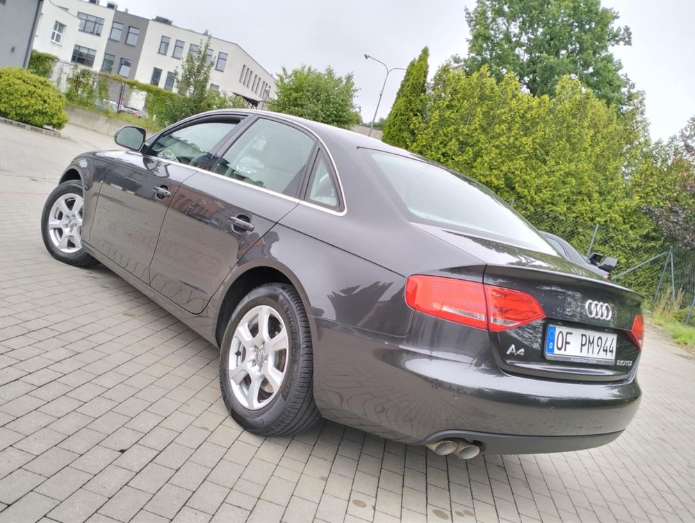 śliczna Audi A4 2.0 TDI pełny serwis z Niemiec polecam