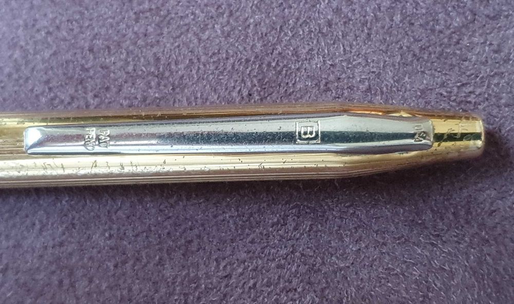 Caneta esferográfica "B", muito antiga, made in USA