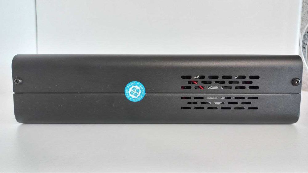Портативная зарядная станция 300 W 90 000 Ah