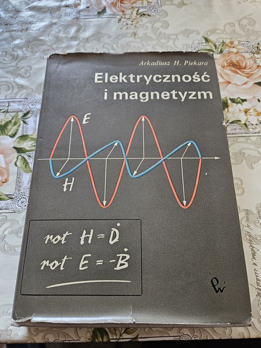 Podręcznik Elektryczność i magnetyzm
