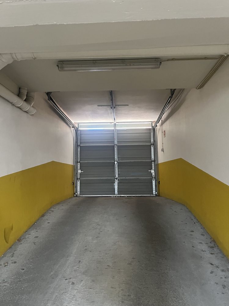 Lugar de garagem para 2 carros, Torres Vedras
