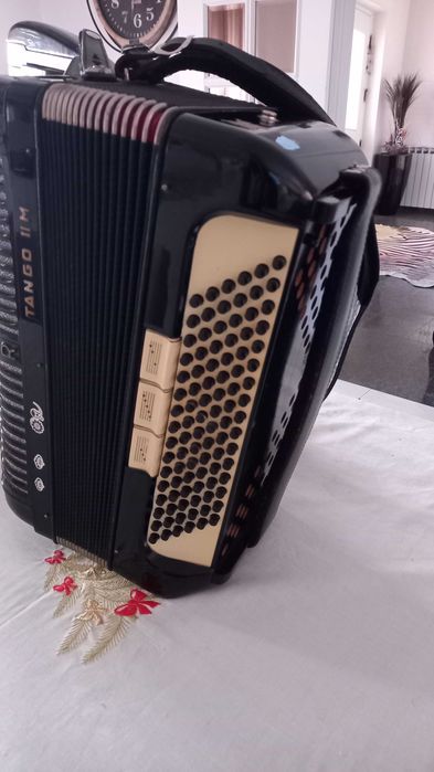 Venda ou troca acordeão honner  sem mochila