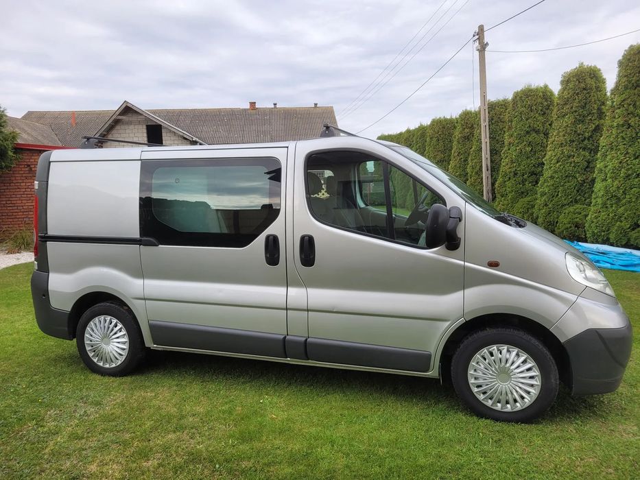 Opel VIVARO  Dubel kabina 5-osobowy- Klima 184-tys oryginał