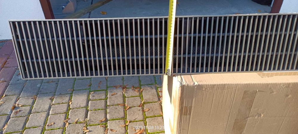 Grzejnik kanałowy z nadmuchem 2000x215