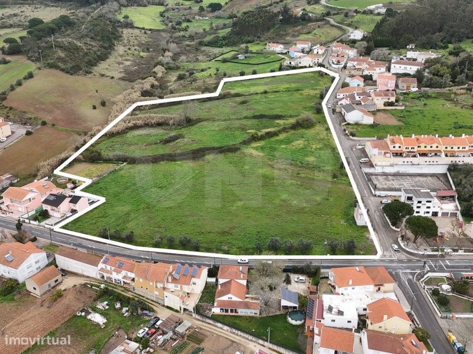Terreno urbanizável para venda em Sapataria, Sobral de Monte Agraço