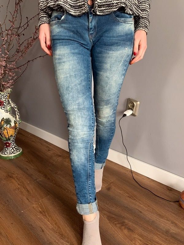 Jeansy bershka skinny przetarcia zara rozmiar s 36