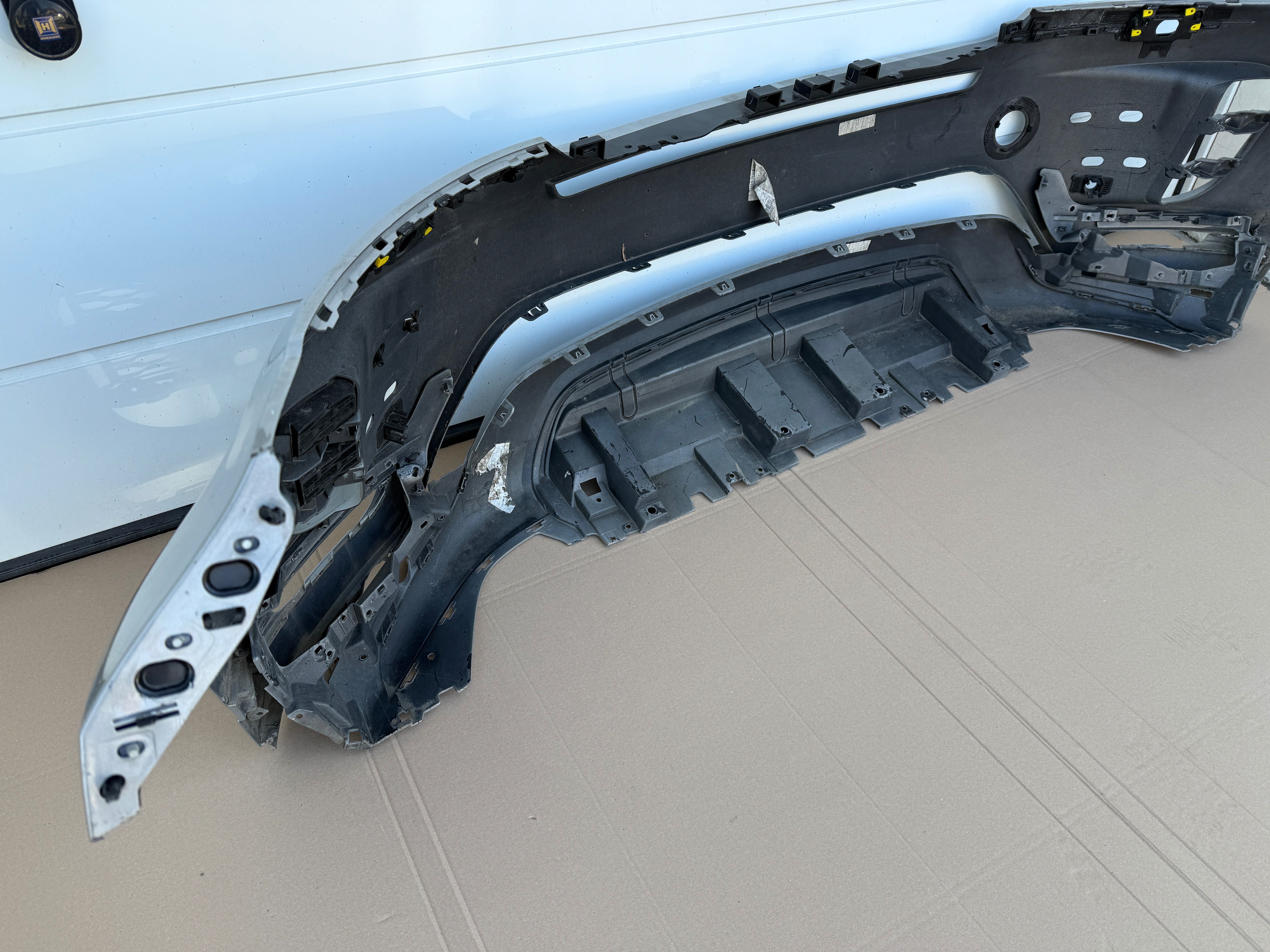 Range Rover Evoque II Lift R-Dynamic Zderzak Przód Przedni K8D2-17F775