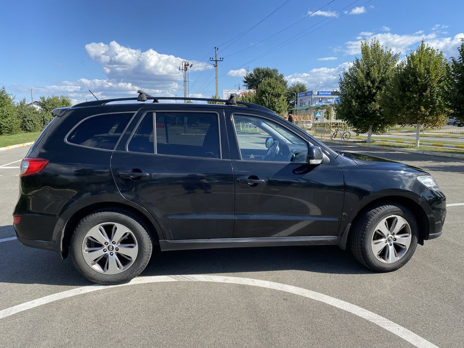 Продам Hyndai fanta fe Рестайлінг 2012 2,0d 4x4 110kw