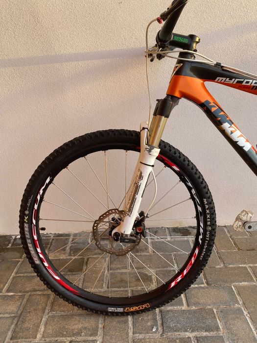 Bike KTM Myroon Carbono 26"