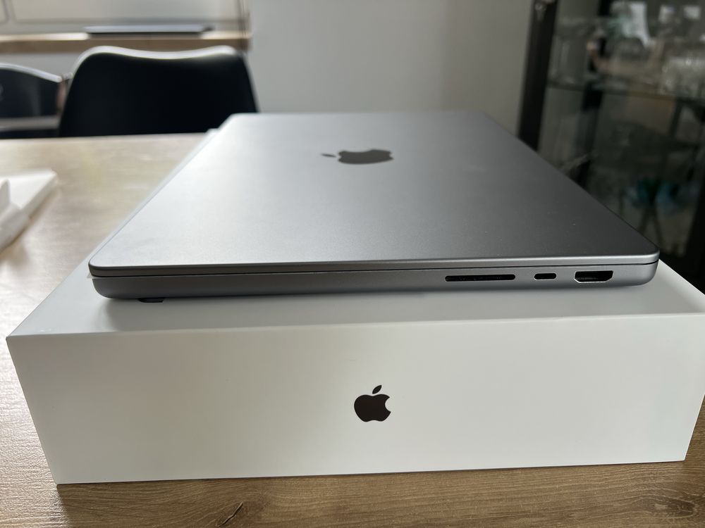 Macbook Pro 14 | M1 Pro | 16GB | 1TB
