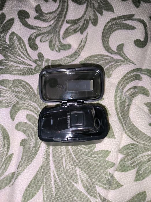 Bluetooth-гарнитура Samsung WEP-200