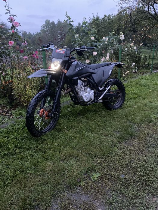 мотоцикл кові старт 250