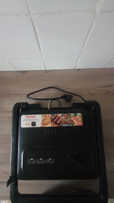 Электро гриль Тефаль.