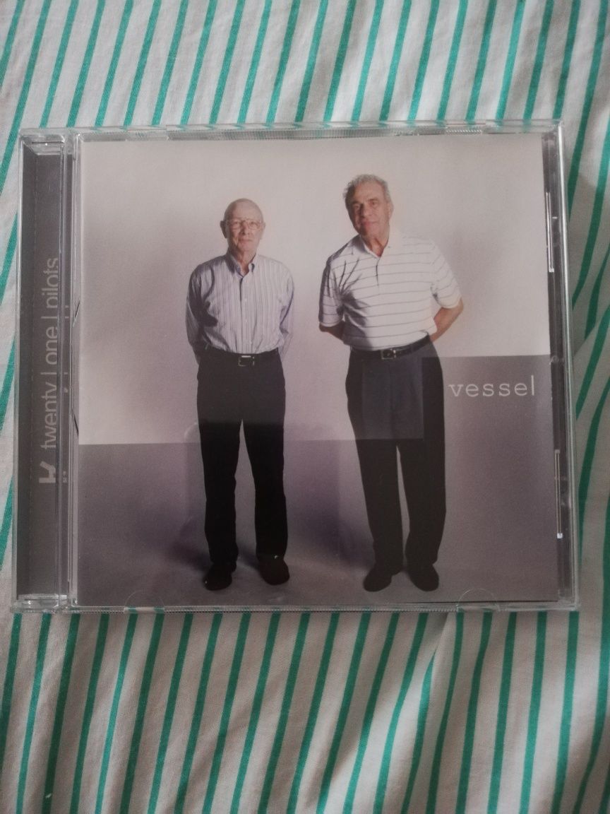 Twenty One Pilots 'Vessel' CD