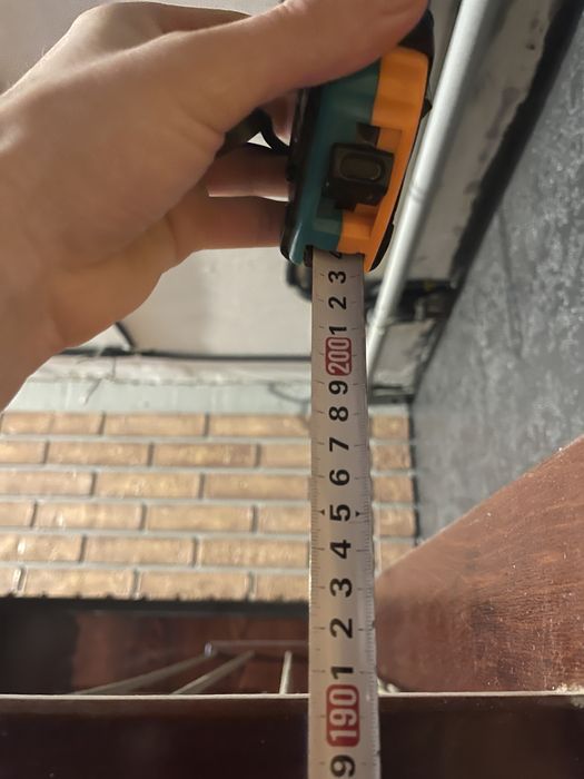 Міцний вінтажний вішак для одягу і взуття