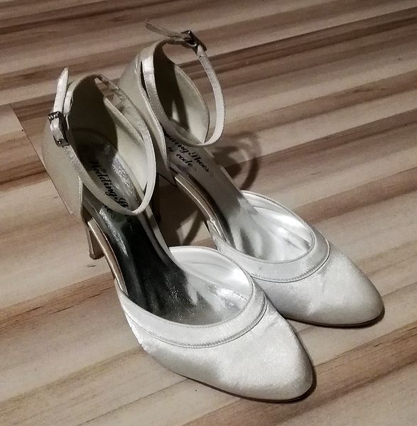 szpilki białe satyna ślub wesele bardzo wygodne 38