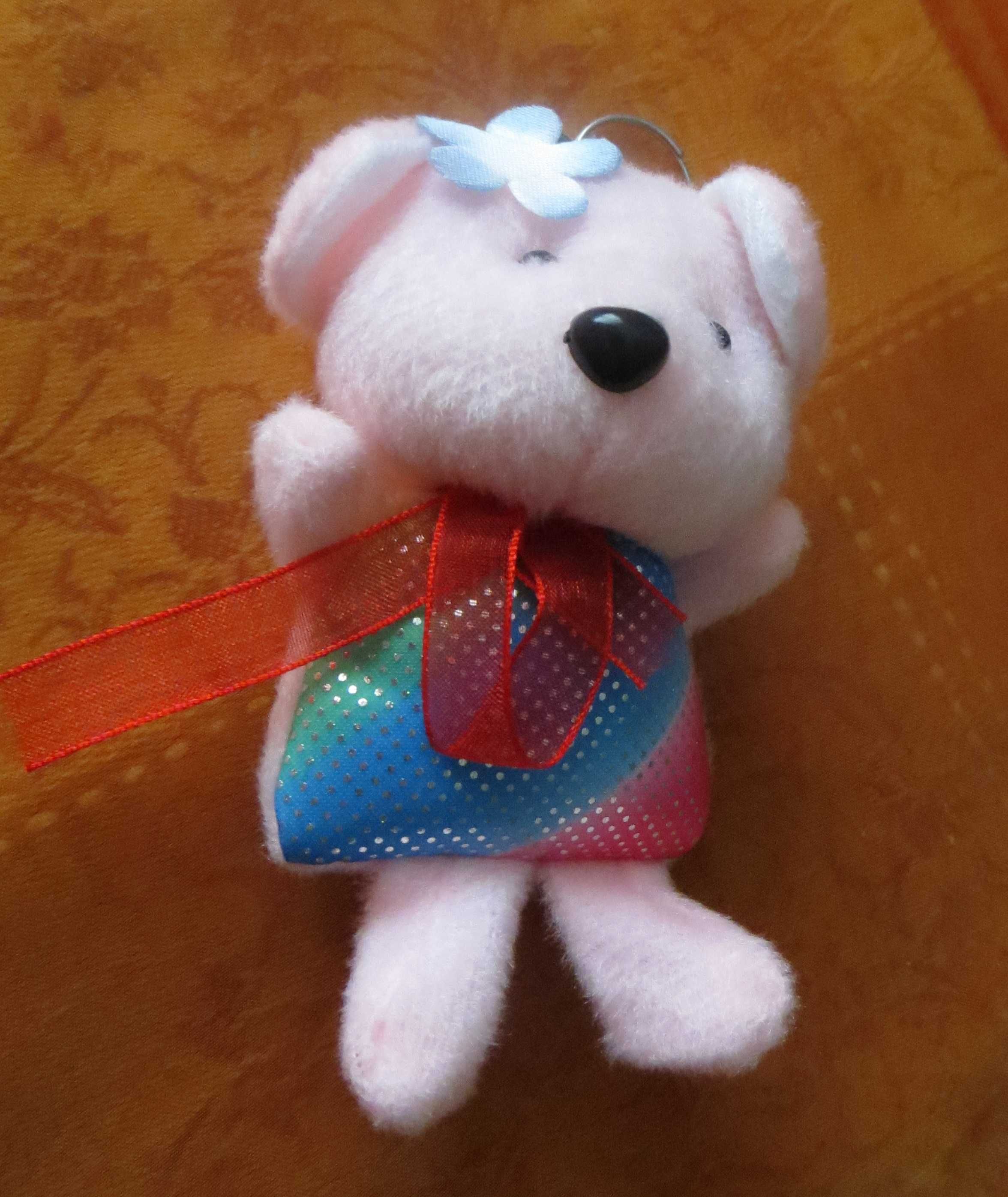 Urso de Peluche Cor-de-rosa, com Porta Chaves - Medida : 17 X 11 cm