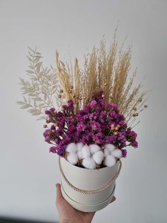 Flower box duży z suszonych kwiatów, traw