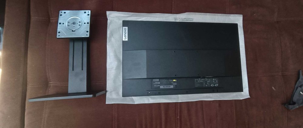 Монітор Lenovo ThinkVision E24q-20 (24", IPS, 2K)