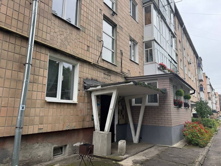 2 кім квартира центр міста 3 пов