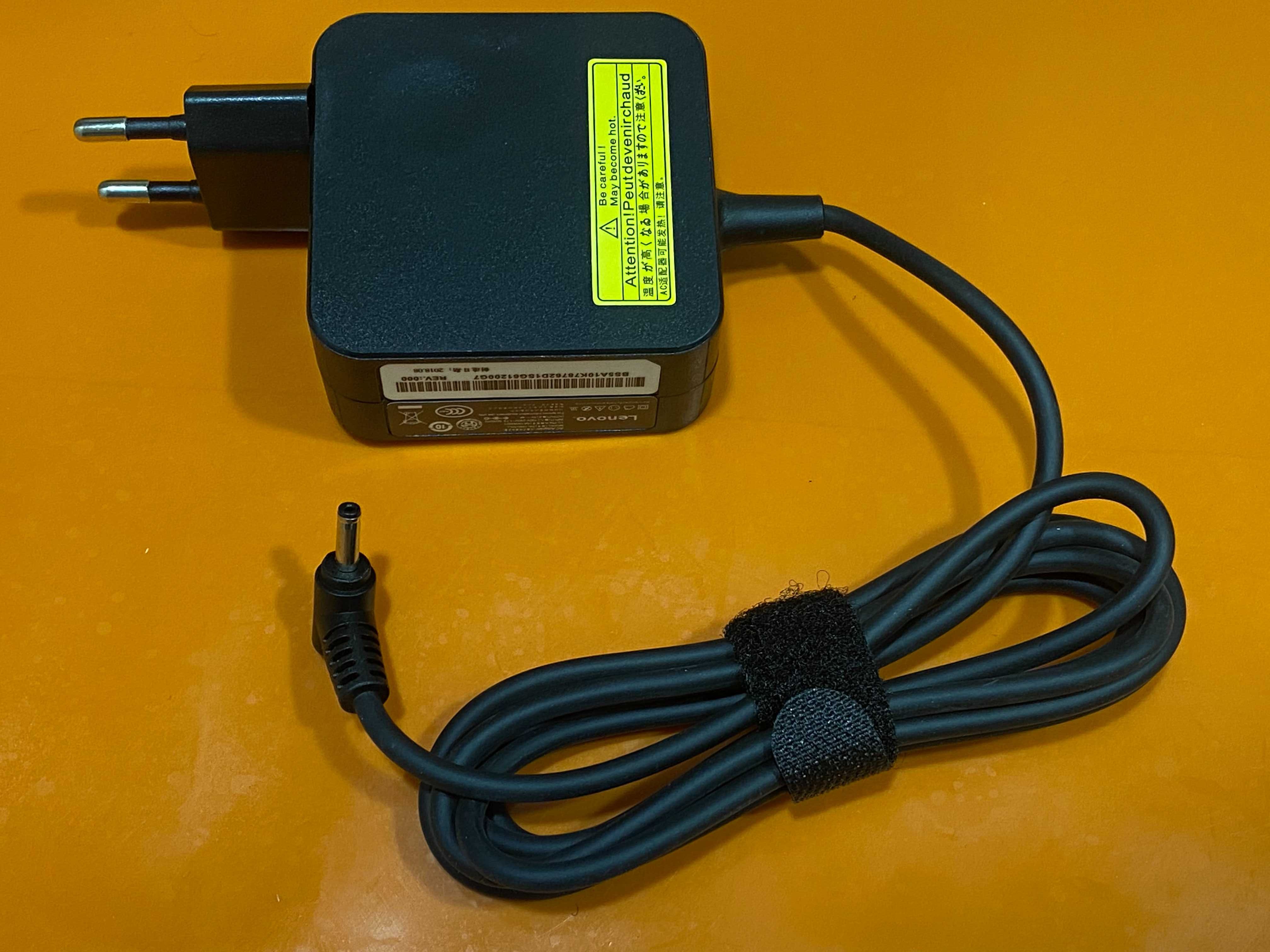 Блок питания для ноутбука  Lenovo 20W 5V 4А 3.5*1.35 мм