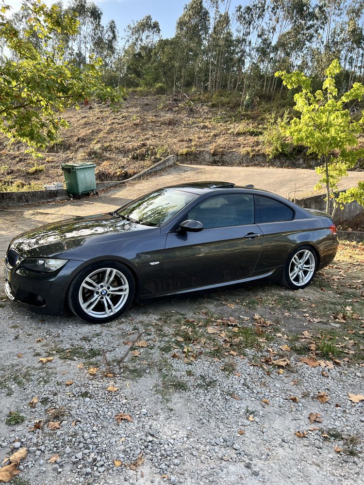 BMW e92 320 coupé