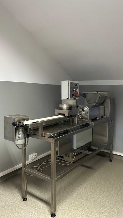 Formierka do Batonów Proteinowych Urządzenie do Produkcji Batonu  BDB
