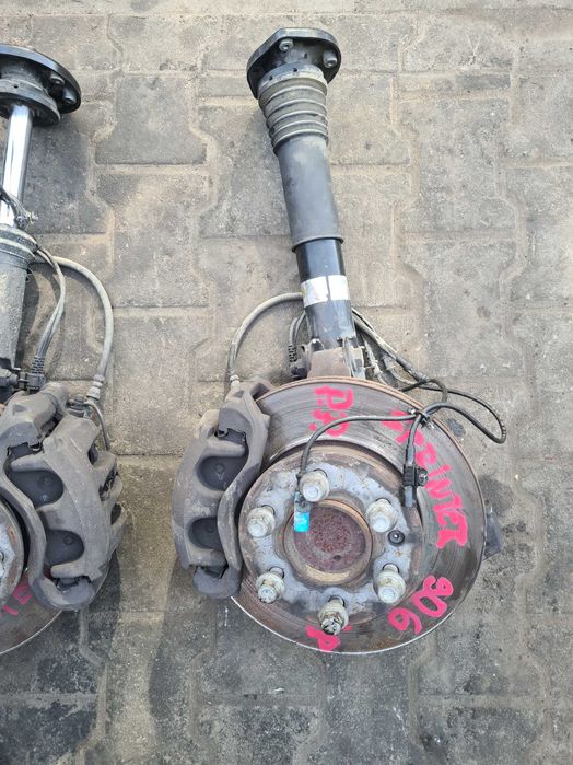 Mercedes Sprinter 906 2.2 mcpherson zwrotnica zacisk przód lewy prawy