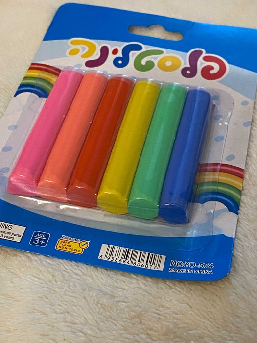 Пенал, олівці  Ціна за все!