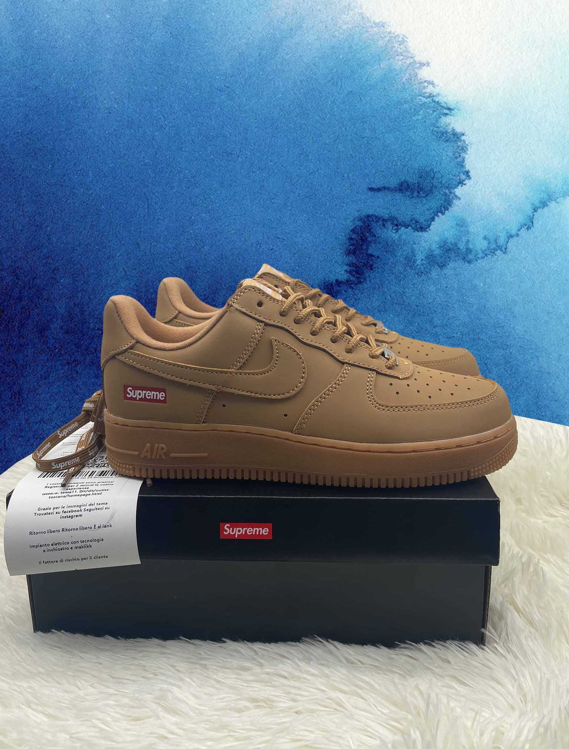 Nike Air Force 1 Low SP Supreme Wheat 42 EU / 8,5US / 26,5 CM