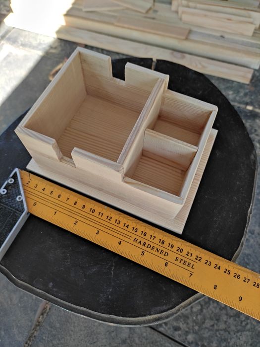 Декоративная деревянная салфетница, ручная работа.(деревянные изделия)