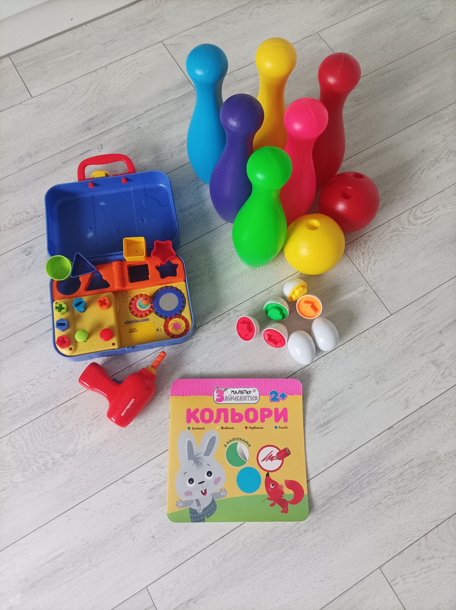 Одним лотом развивающие игрушки