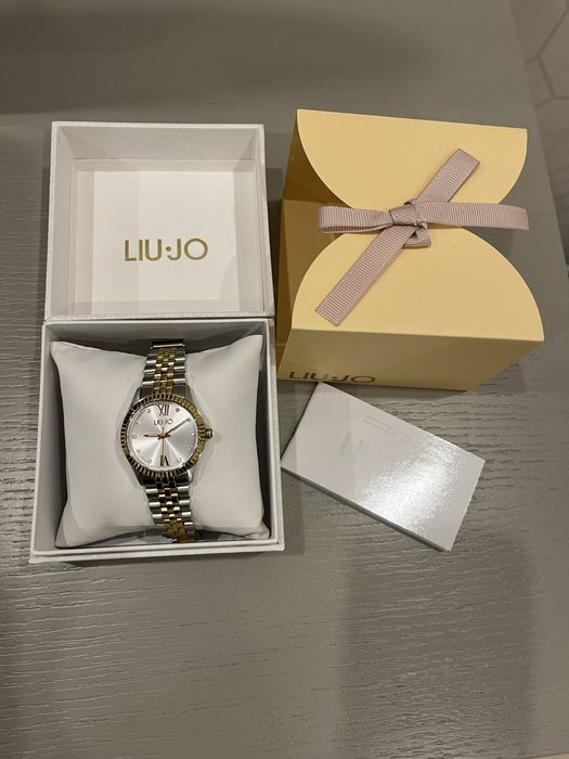 Годинник LiuJo, новий