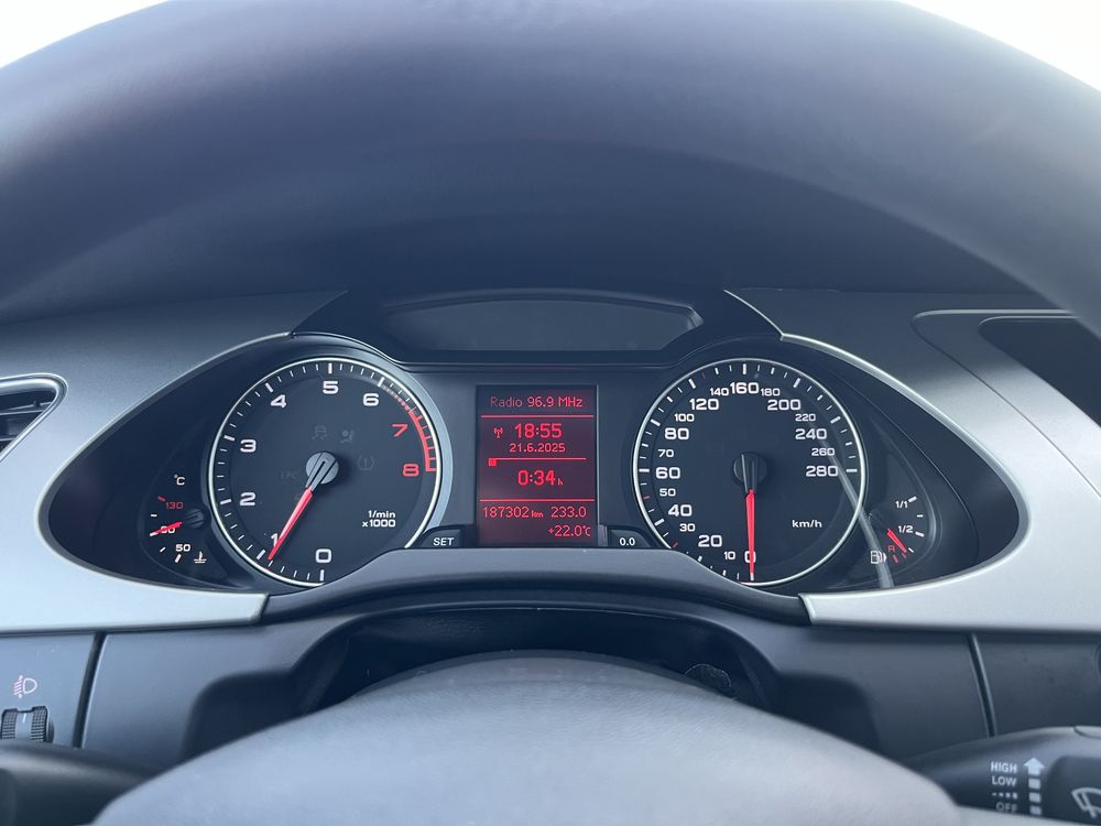 Audi A4 B8 isofix 1.8TFSI