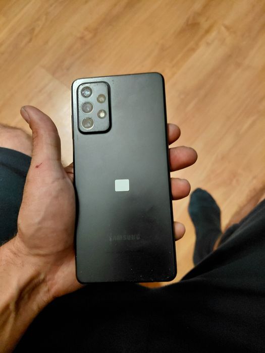 Samsung A72 5G 100€