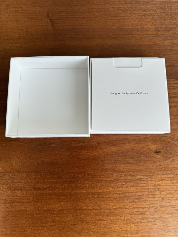 Słuchawki Apple Airpods 3 generacji stan bardzo dobry