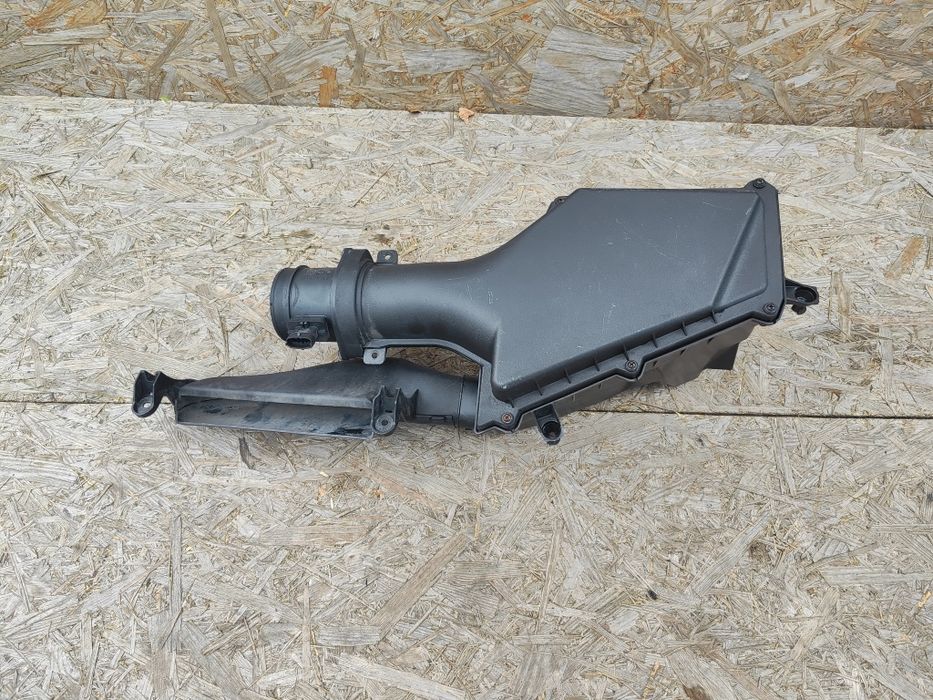 Obudowa filtra powietrza Volvo V40 II 2.0D3