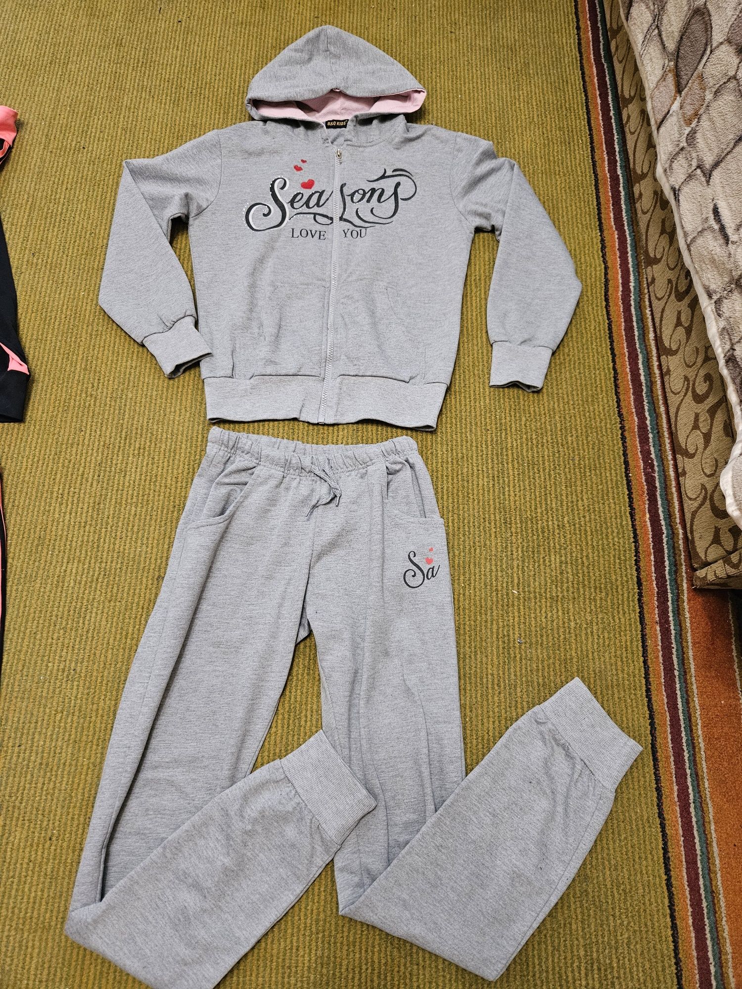 Спортивний костюм 140-152р. Штаны спортивные. Мастерка.