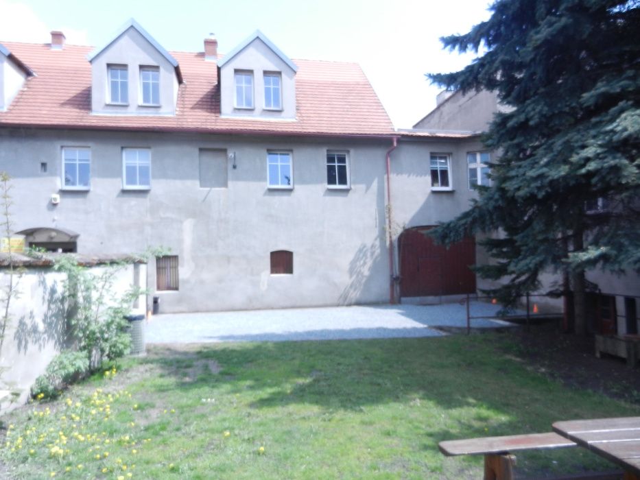 Kamienica centrum Bardo + budynek mieszkalny 250 m + działka
