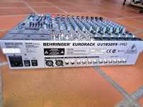 Мікшерний пульт Behringer ub1832fx-pro
