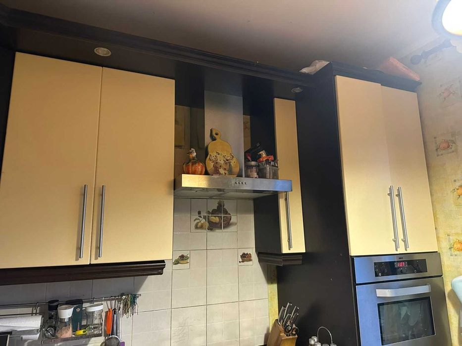 кухонні меблі в хорошому стані