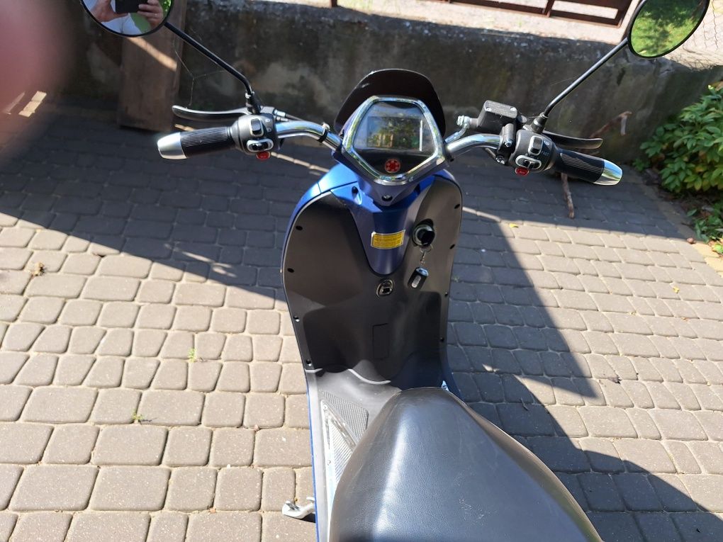 Skuter elektryczny Monnaso