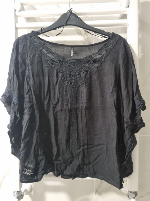 Blusa preta Stradivarius
